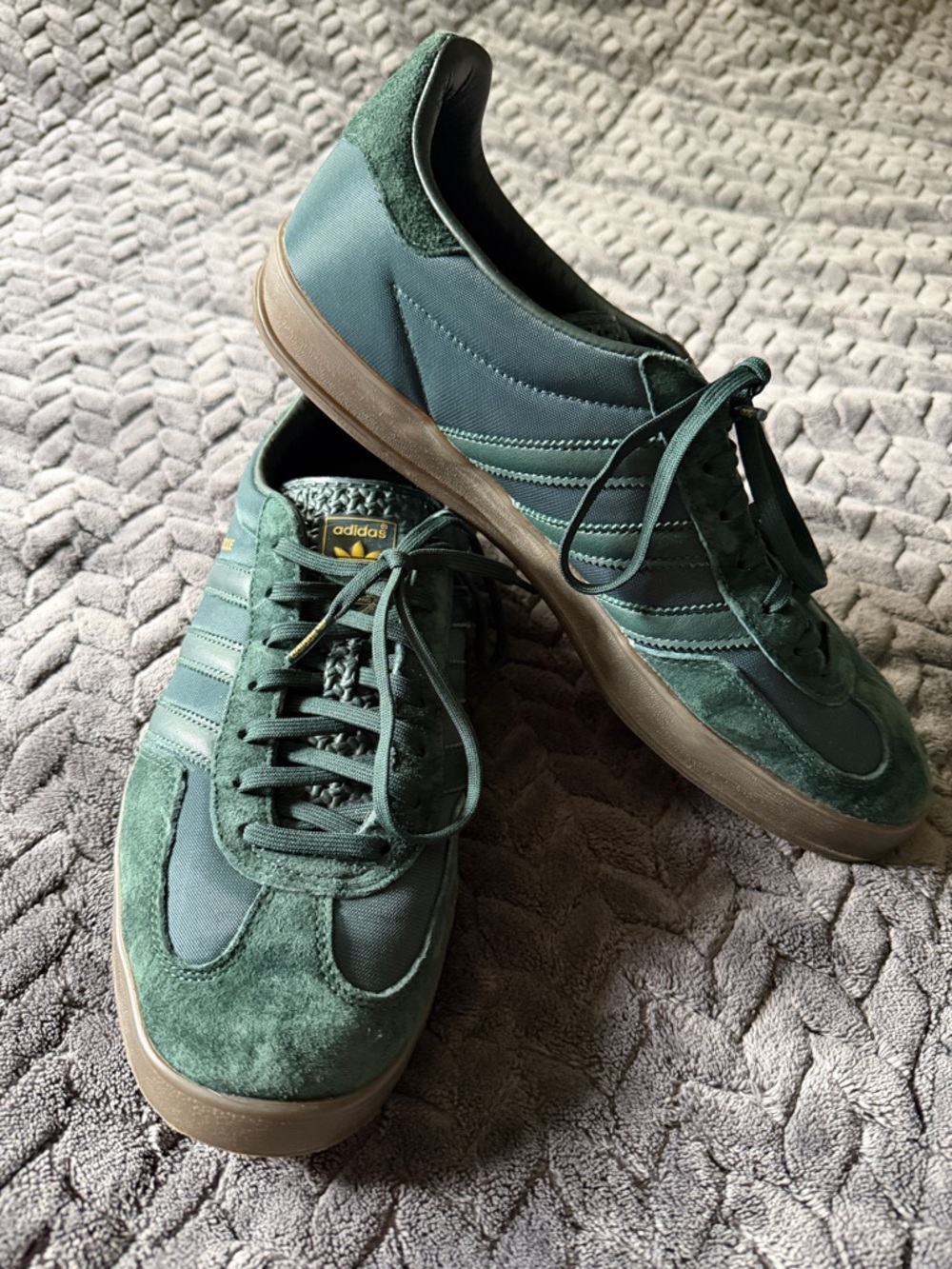 Adidas Gazelle Green Suede & Leather Men’s Low-Top Sneakers size 11 men’s